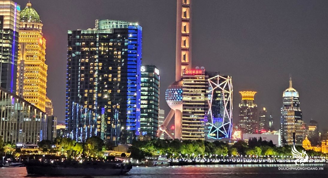 tour-thuong-hai-–-disneyland-–-hang-chau-–-o-tran-5n4d-bay-mu_6