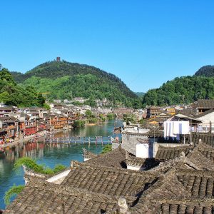 Tour Trường Sa - Phượng Hoàng Cổ Trấn - Trương Gia Giới - Thường Đức 5N4Đ