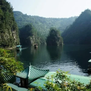 Tour Phượng Hoàng - Trương Gia Giới - Hồ Bảo Phong - Hồ Động Đình 6N5Đ